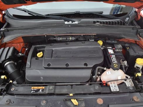 Used 2016 Jeep Renegade 75th Anniversary image 48