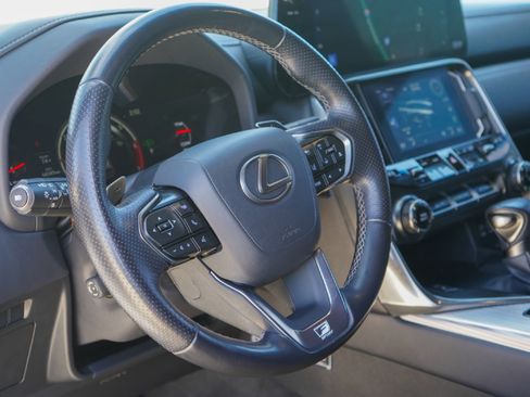 Used 2023 Lexus LX 600 F Sport w/ Accessory Package (Z1) image 7