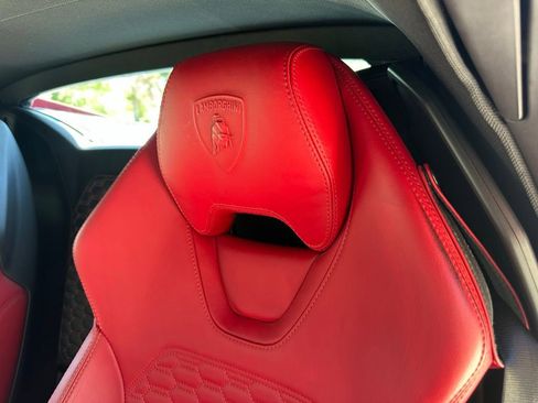 Used 2016 Lamborghini Huracan LP 610-4 AWD/4WD image 25