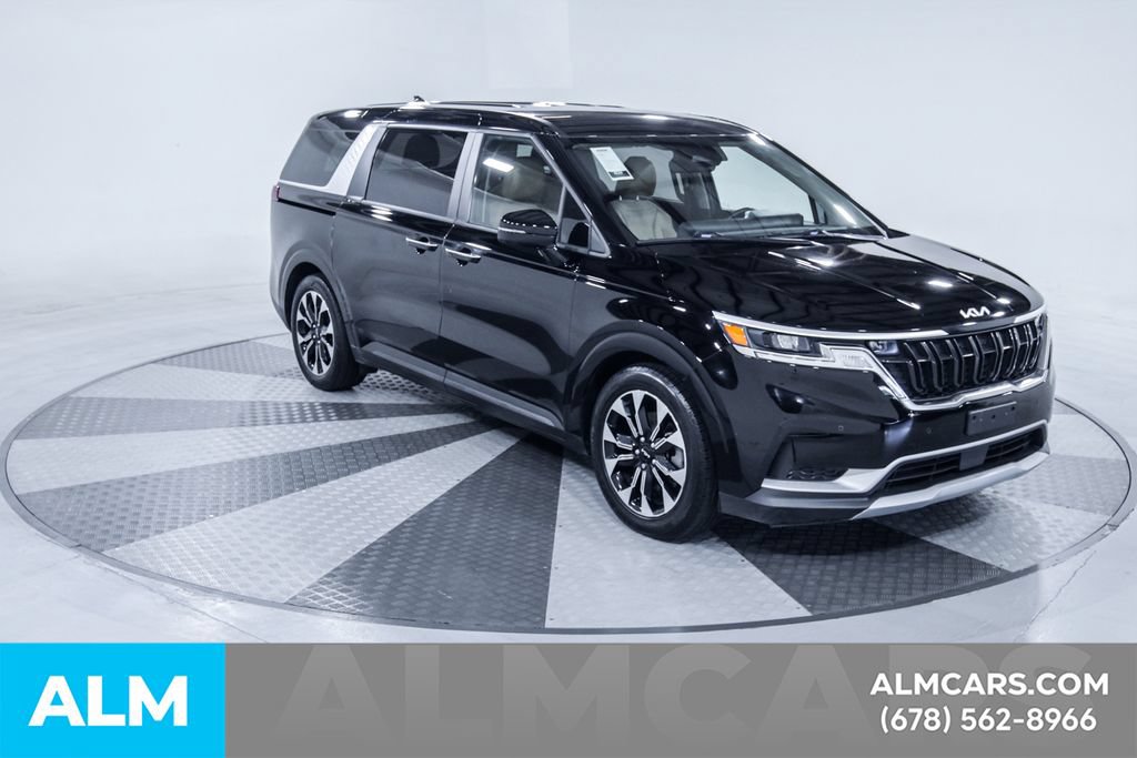 Used 2024 Kia Carnival EX FWD image 14