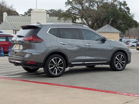 Used 2020 Nissan Rogue SL image 4