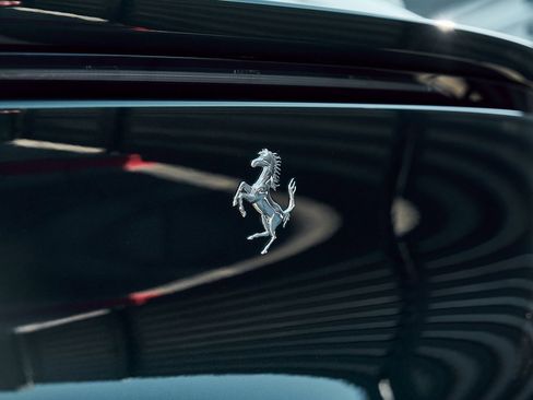 Used 2026 Ferrari Purosangue image 15