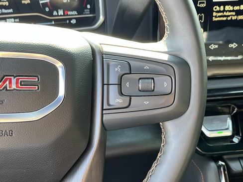 Used 2025 GMC Sierra 3500 AT4 w/ AT4 Premium Plus Package AWD/4WD image 32