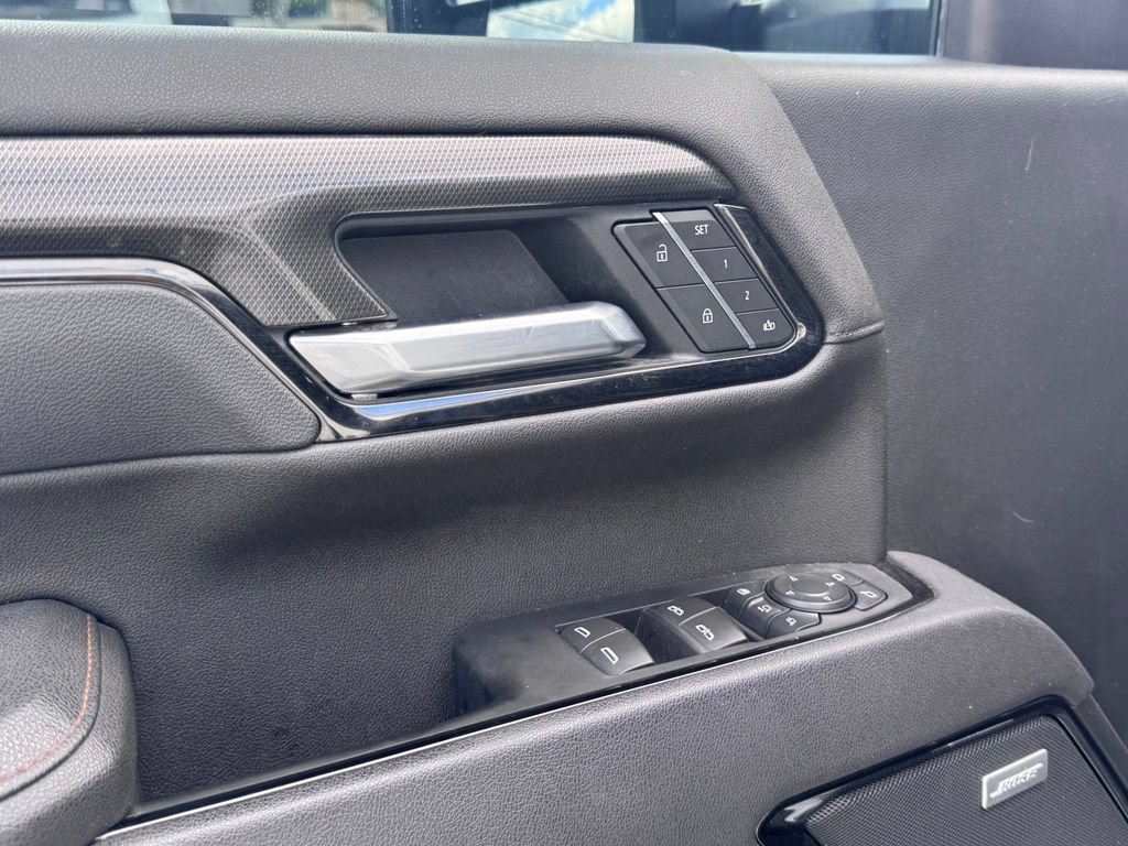 Used 2025 GMC Sierra 2500 AT4 AWD/4WD image 12