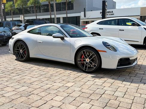 Used 2026 Porsche 911 Carrera 4S AWD/4WD image 9
