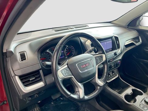 Used 2019 GMC Terrain SLT w/ Preferred Package FWD image 9