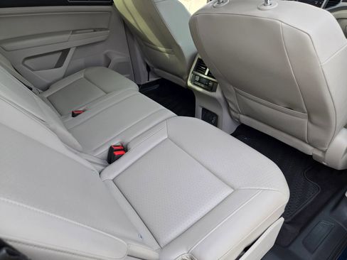 Used 2018 Volkswagen Atlas SE image 58