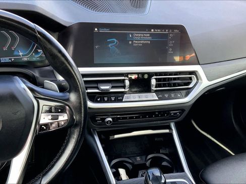 Used 2021 BMW 330e w/ Premium Package image 5