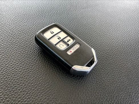 Used 2019 Honda Civic Sport image 31