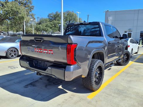 Used 2022 Toyota Tundra SR5 w/ SR5 Convenience Package image 2