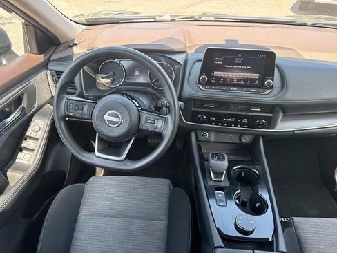 Certified 2023 Nissan Rogue SV AWD/4WD image 17