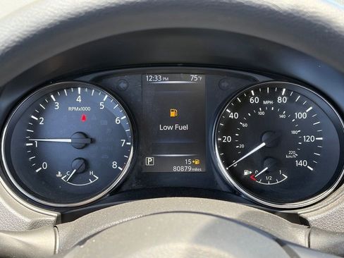 Used 2018 Nissan Rogue Sport S w/ S Appearance Package FWD image 11