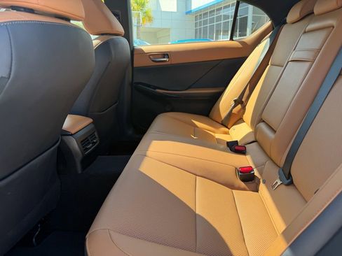 Used 2024 Lexus IS 350 F Sport image 9