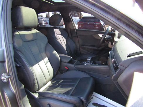 Used 2022 Audi A4 2.0T Premium Plus image 29
