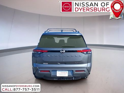 New 2026 Nissan Pathfinder Platinum image 4