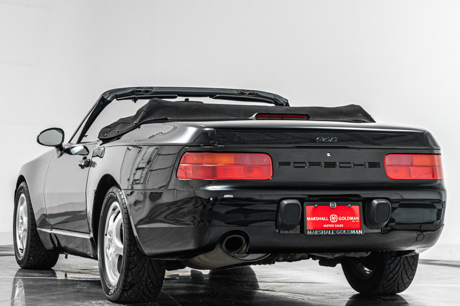 Used 1992 Porsche 968 Cabriolet RWD image 7