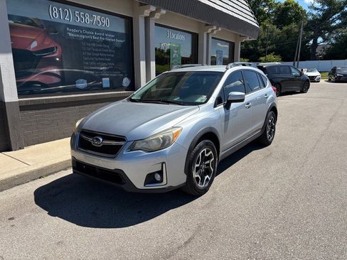 Used 2016 Subaru Crosstrek 2.0i Premium w/ Popular Package #2 AWD/4WD image 2