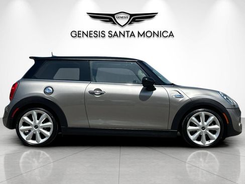 Used 2017 MINI Cooper S FWD image 3
