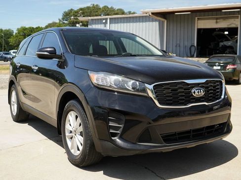 Used 2019 Kia Sorento L FWD image 34