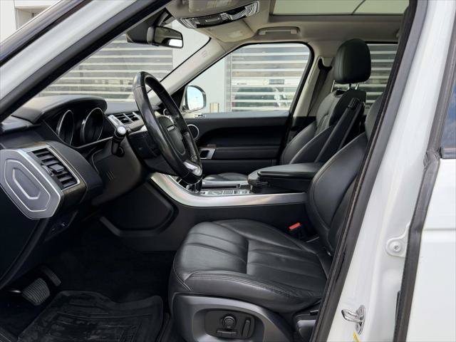 Used 2016 Land Rover Range Rover Sport SE AWD/4WD image 20