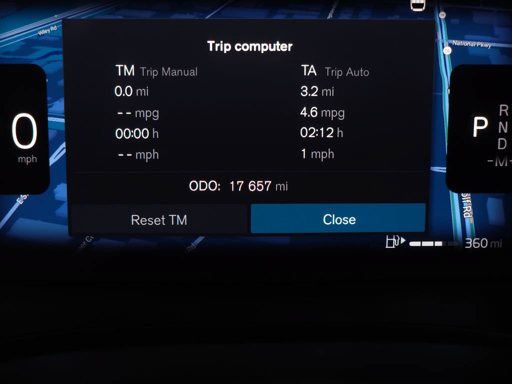 Certified 2026 Volvo XC60 B5 Plus AWD/4WD image 23