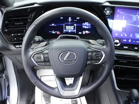Used 2024 Lexus TX 350 AWD w/ Captains Chair Package image 18