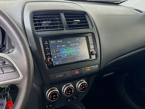 Used 2024 Mitsubishi Outlander Sport ES image 18