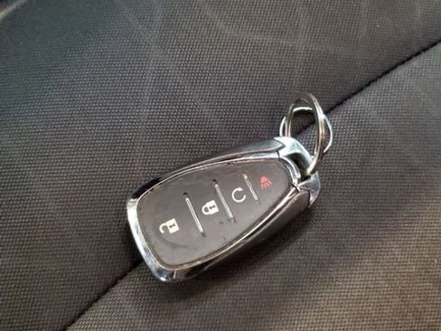 Used 2017 Chevrolet Trax LT w/ LT Convenience Package image 30