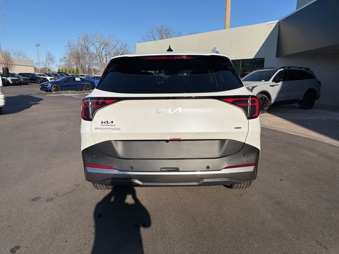 New 2026 Kia Sportage EX AWD/4WD image 7