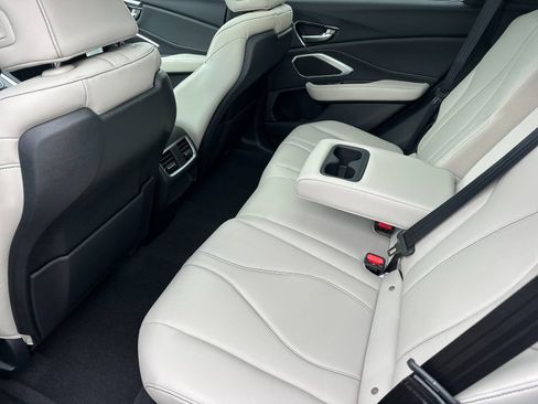 New 2026 Acura RDX SH-AWD image 11