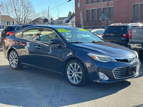 Used 2014 Toyota Avalon XLE Touring image 3