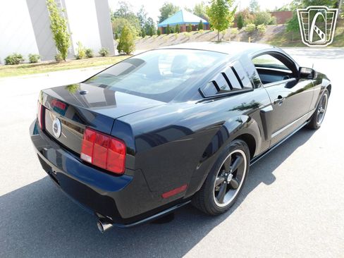 Used 2009 Ford Mustang GT Premium image 26