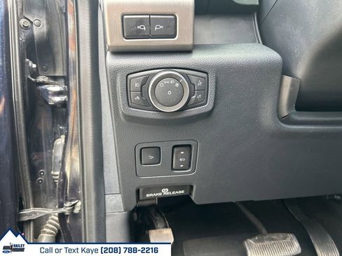 Used 2022 Ford F350 Platinum w/ Tremor Off-Road Package image 23