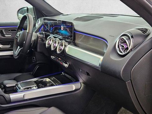 Used 2020 Mercedes-Benz GLB 250 image 20