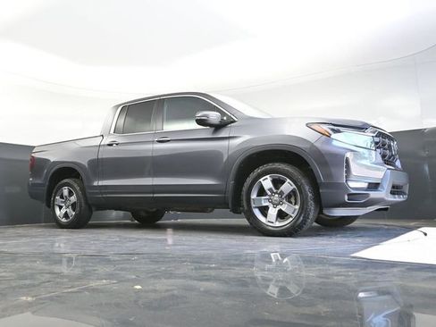 Certified 2024 Honda Ridgeline RTL image 36