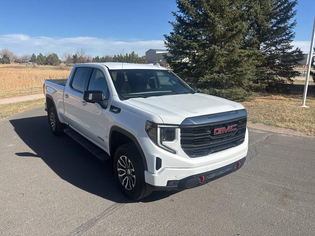 Used 2023 GMC Sierra 1500 AT4 AWD/4WD image 4