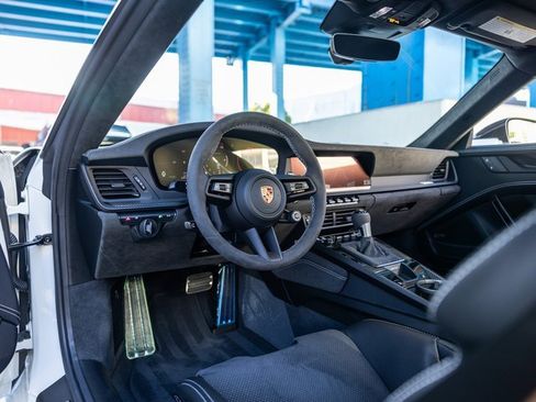 Used 2025 Porsche 911 GT3 image 4