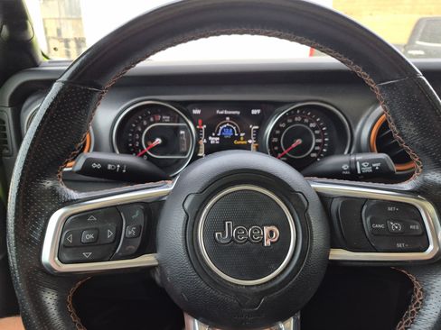 Used 2021 Jeep Gladiator Mojave AWD/4WD image 19