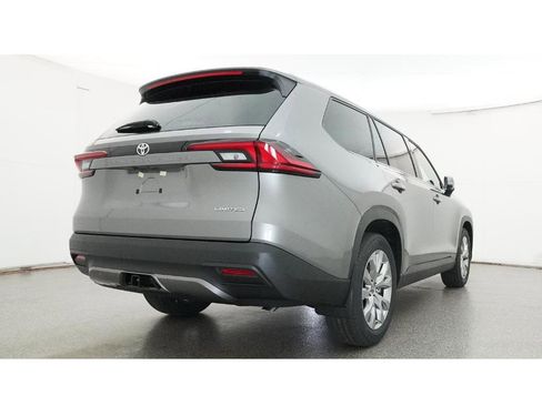 New 2026 Toyota Grand Highlander Limited image 24