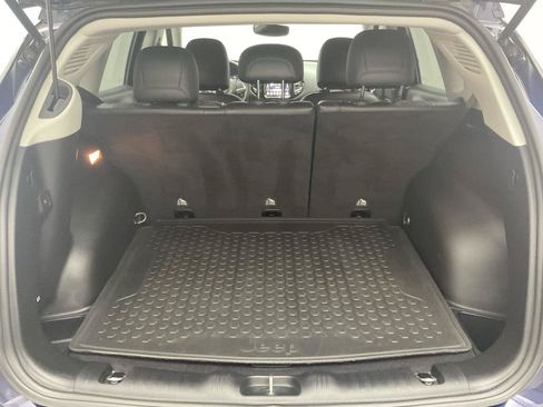 Used 2018 Jeep Compass Limited AWD/4WD image 28