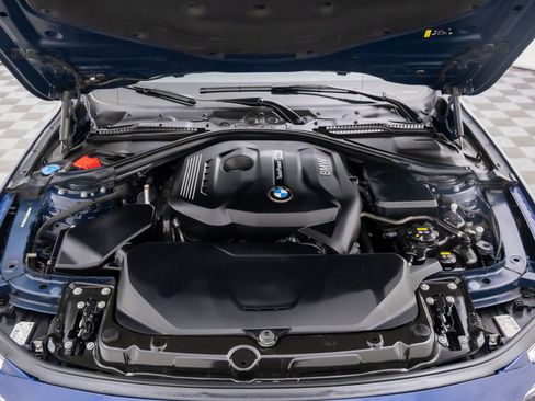 Used 2018 BMW 330i xDrive Sedan w/ Premium Package image 35