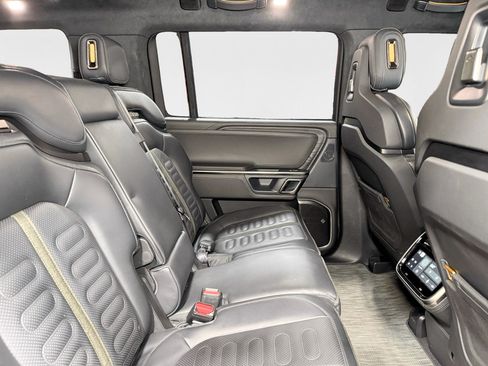 Used 2024 Rivian R1S Adventure AWD/4WD image 23