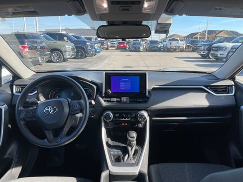 Used 2024 Toyota RAV4 XLE image 15
