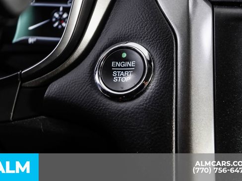 Used 2020 Ford Fusion SEL image 30