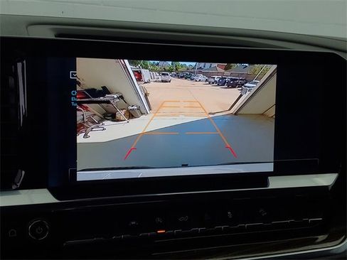 Used 2025 Chevrolet Silverado 1500 LT Trail Boss image 26