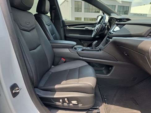 Used 2023 Cadillac XT5 Premium Luxury AWD/4WD image 15