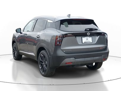 New 2025 Nissan Kicks SR