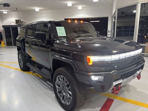 Used 2024 GMC Hummer EV 3X w/ LPO, Sport Package image 3