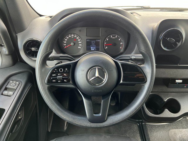 Used 2019 Mercedes-Benz Sprinter 2500 image 21