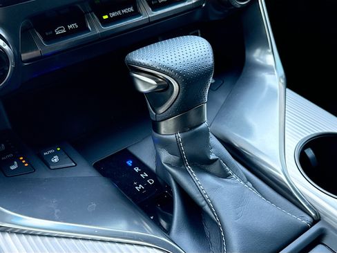 Used 2023 Lexus LX 600 F Sport image 30